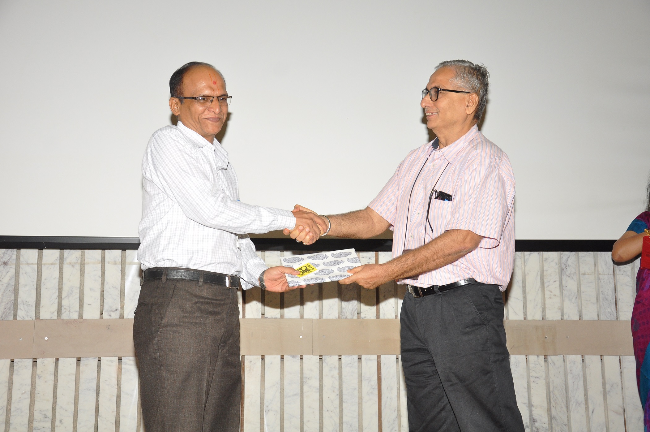 Theme meeting on Non-Nuclear Applications of Deuterium / Heavy Water on 30.04.2019 - Session 3 ( Collaborations with Indian Industry )