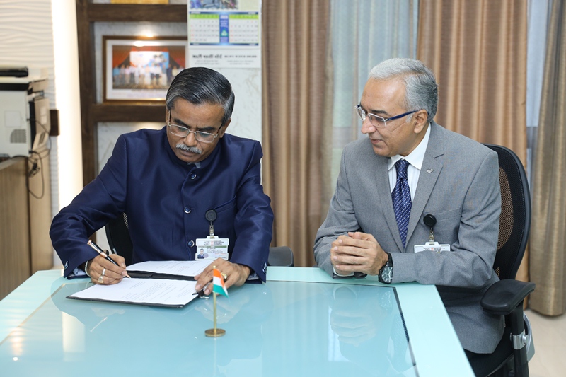 Farewell to Dr. U. Kamachi Mudali & taking over of charge as Chief Executive by Shri S.K. Nayak