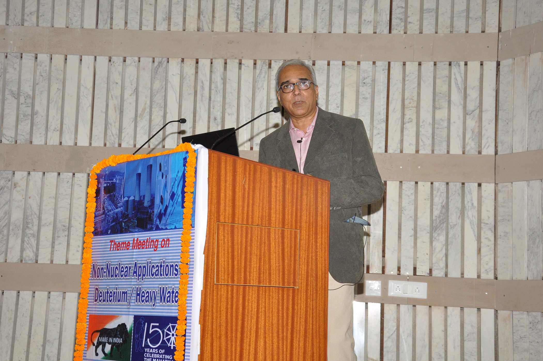 Theme meeting on Non-Nuclear Applications of Deuterium / Heavy Water on 30.04.2019- Session 1 ( Activities by HWB and other DAE units )