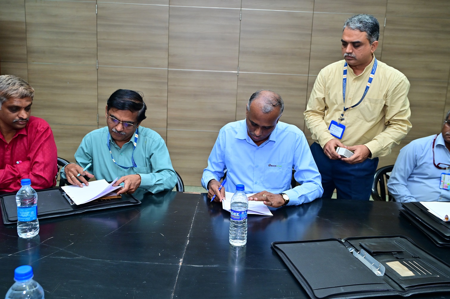 Signing of Agreement between Heavy Water Board & M/s Greenstar Fertlizers Ltd. for supply of Phosphoric Acid to HWP, Tuticorin on 4th December 2023
