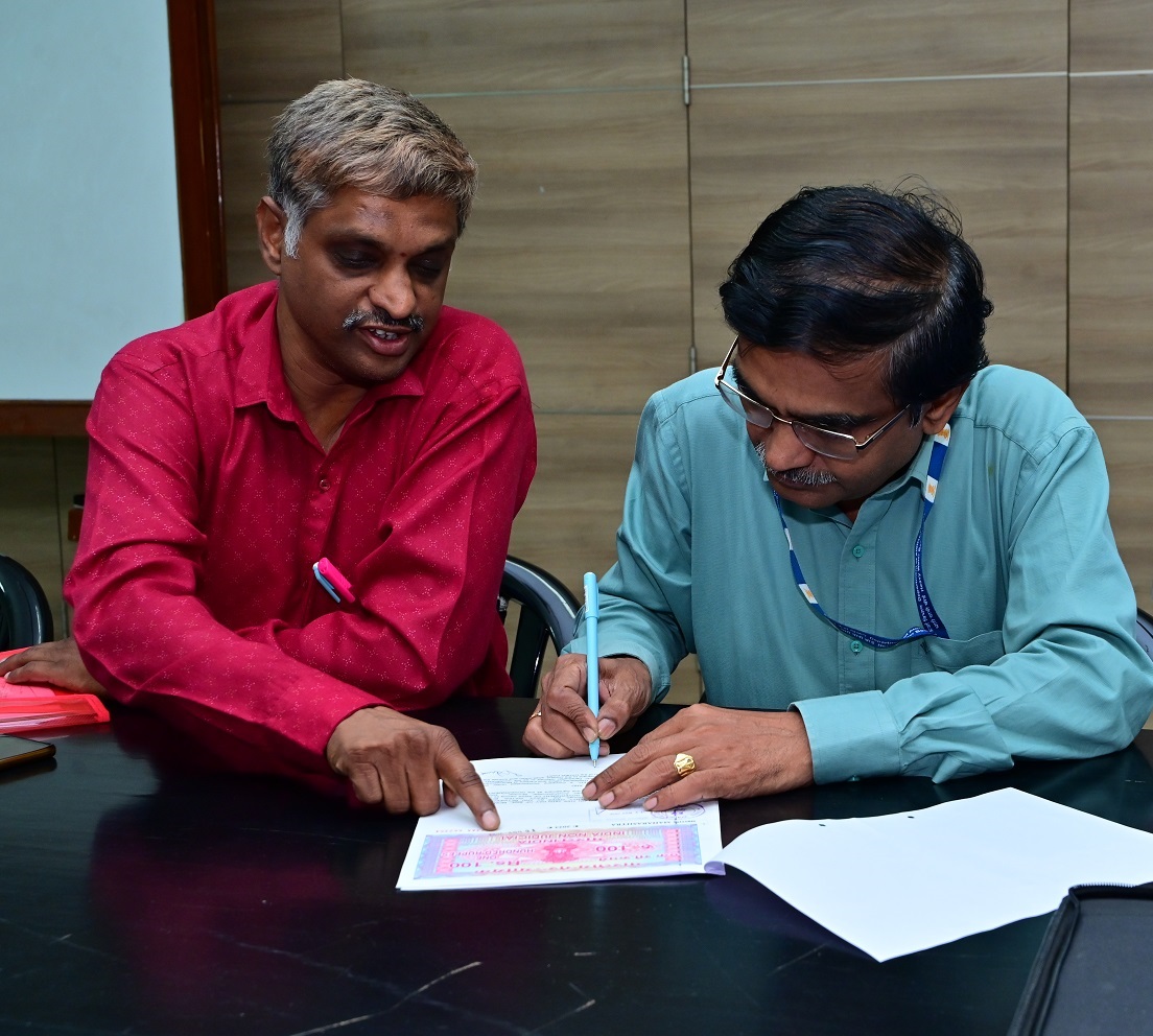 Signing of Agreement between Heavy Water Board & M/s Greenstar Fertlizers Ltd. for supply of Phosphoric Acid to HWP, Tuticorin on 4th December 2023