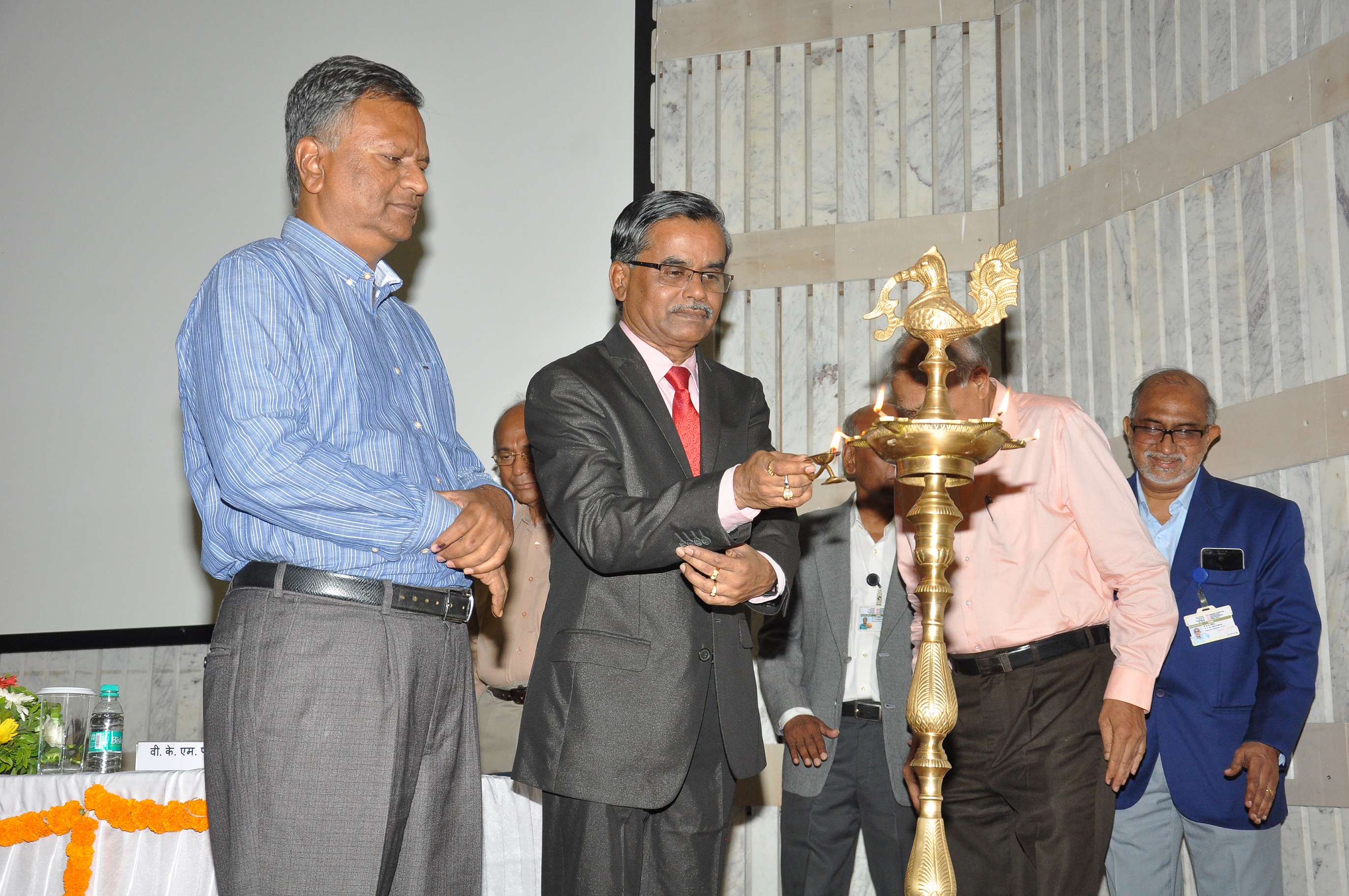 Theme meeting on Non-Nuclear Applications of Deuterium / Heavy Water on 30.04.2019 - Lighting of Lamp