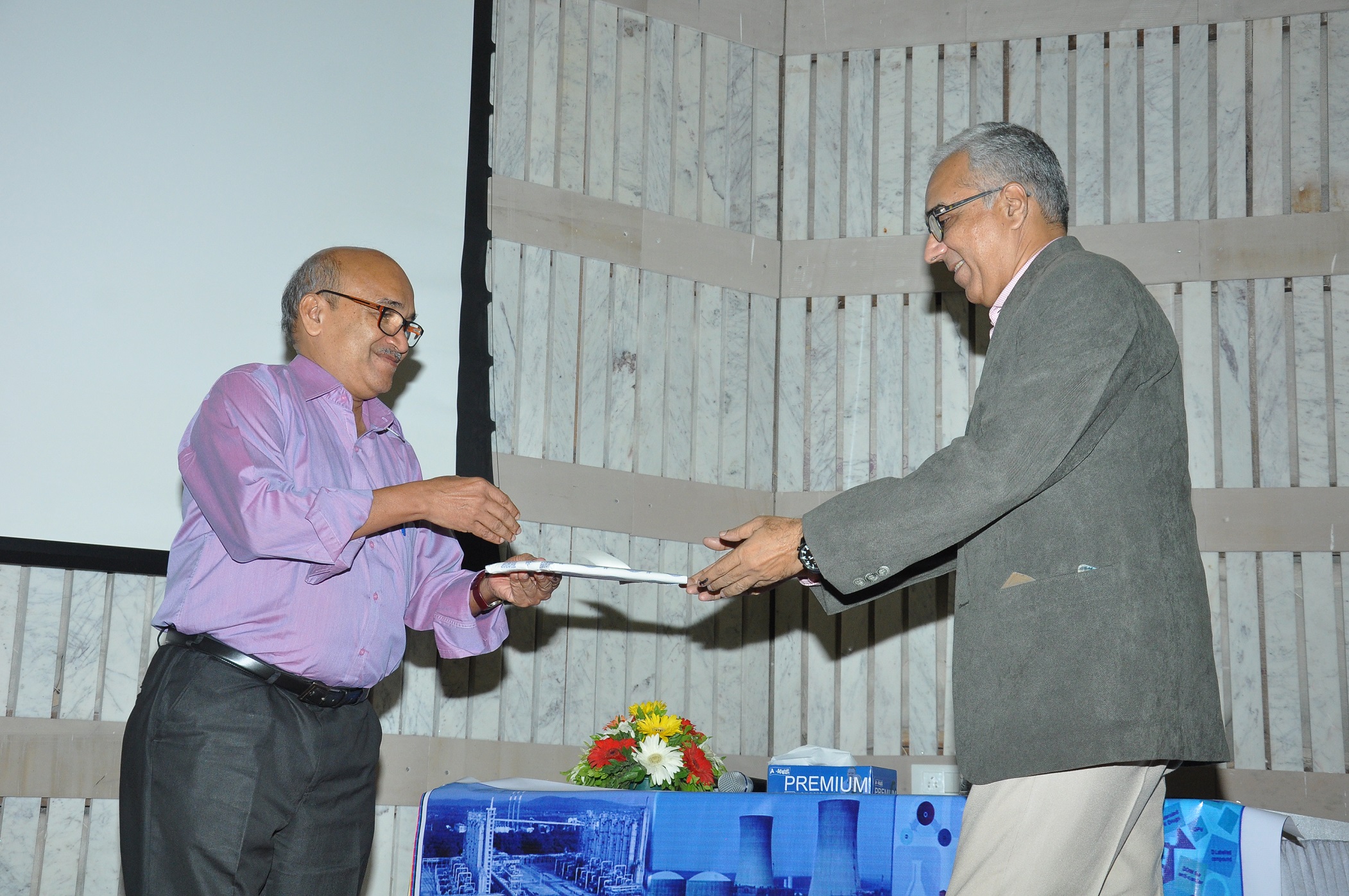 Theme meeting on Non-Nuclear Applications of Deuterium / Heavy Water on 30.04.2019- Session 1 ( Activities by HWB and other DAE units )