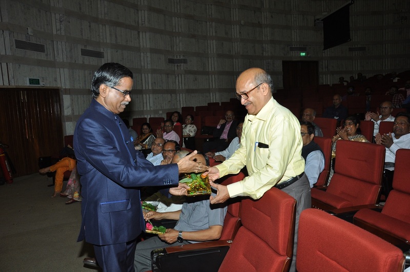 Heavy Water Projects Board - Golden Jubilee Celebration: 01.05.2019 - Welcoming Dignitaries