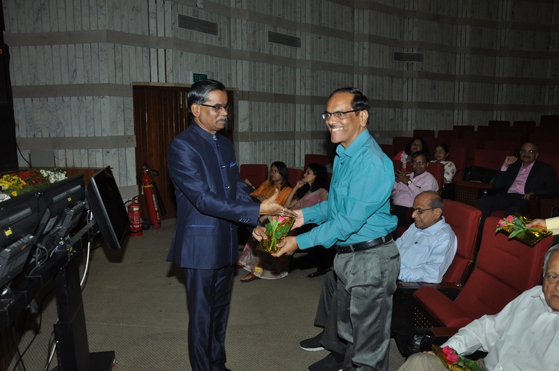 Heavy Water Projects Board - Golden Jubilee Celebration: 01.05.2019 - Welcoming Dignitaries