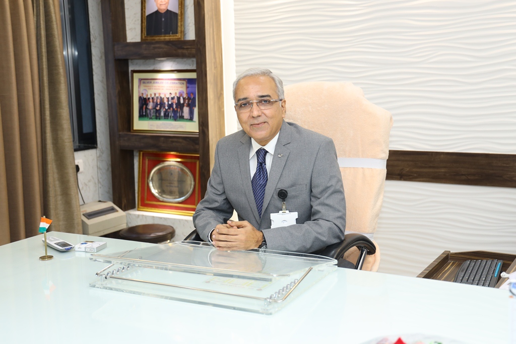 Farewell to Dr. U. Kamachi Mudali & taking over of charge as Chief Executive by Shri S.K. Nayak