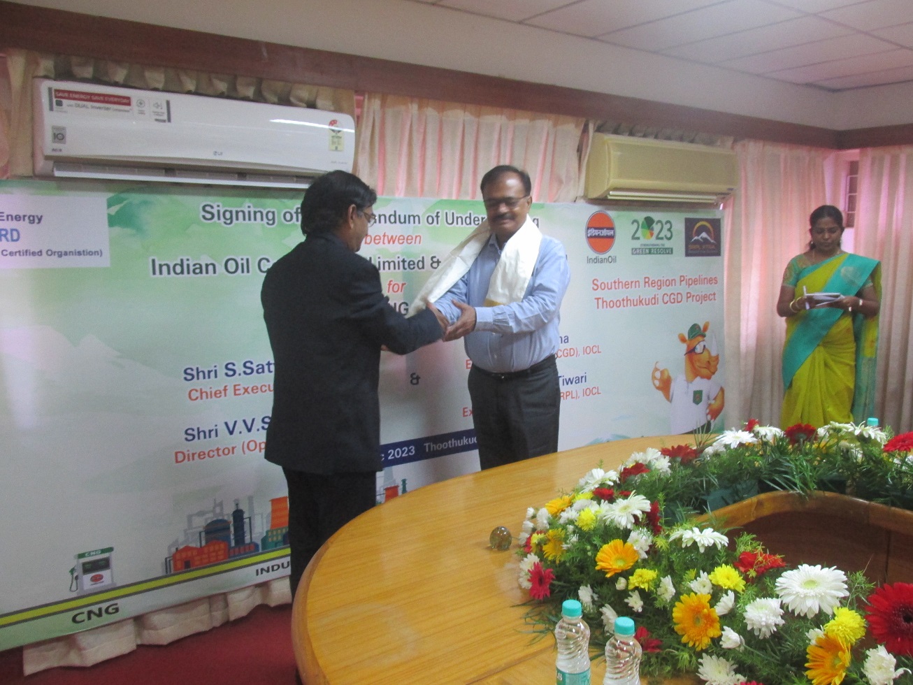 Signing of Agreement with M/s IOCL for supply and transmission of Natural Gas to HWP, Tuticorin on 4th December 2023
