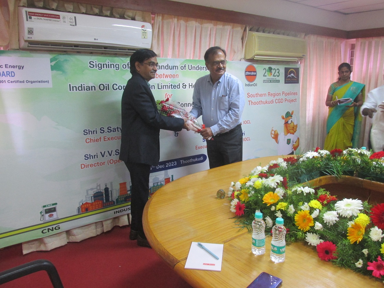 Signing of Agreement with M/s IOCL for supply and transmission of Natural Gas to HWP, Tuticorin on 4th December 2023