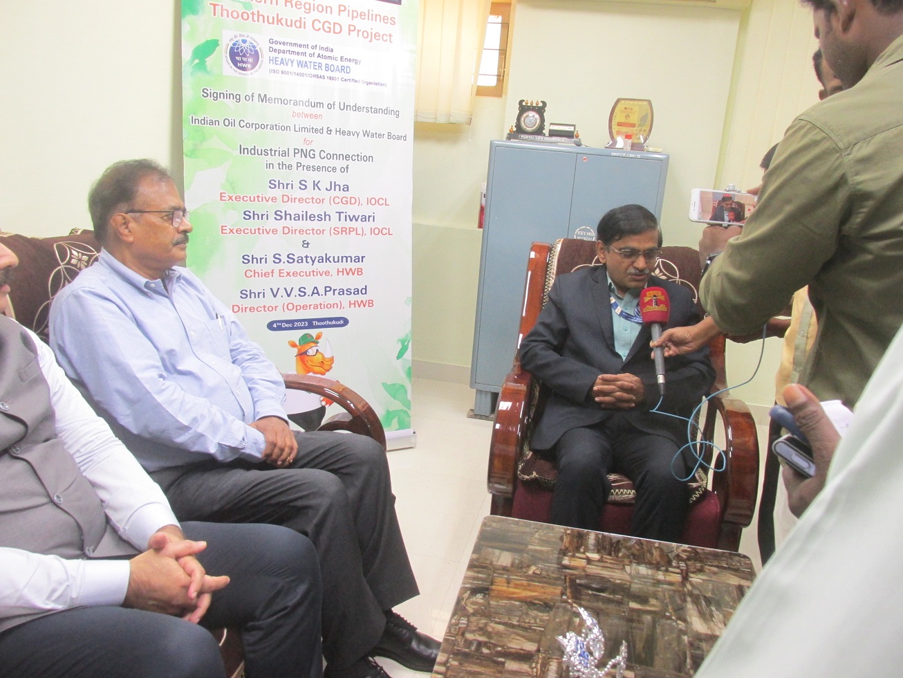 Signing of Agreement with M/s IOCL for supply and transmission of Natural Gas to HWP, Tuticorin on 4th December 2023