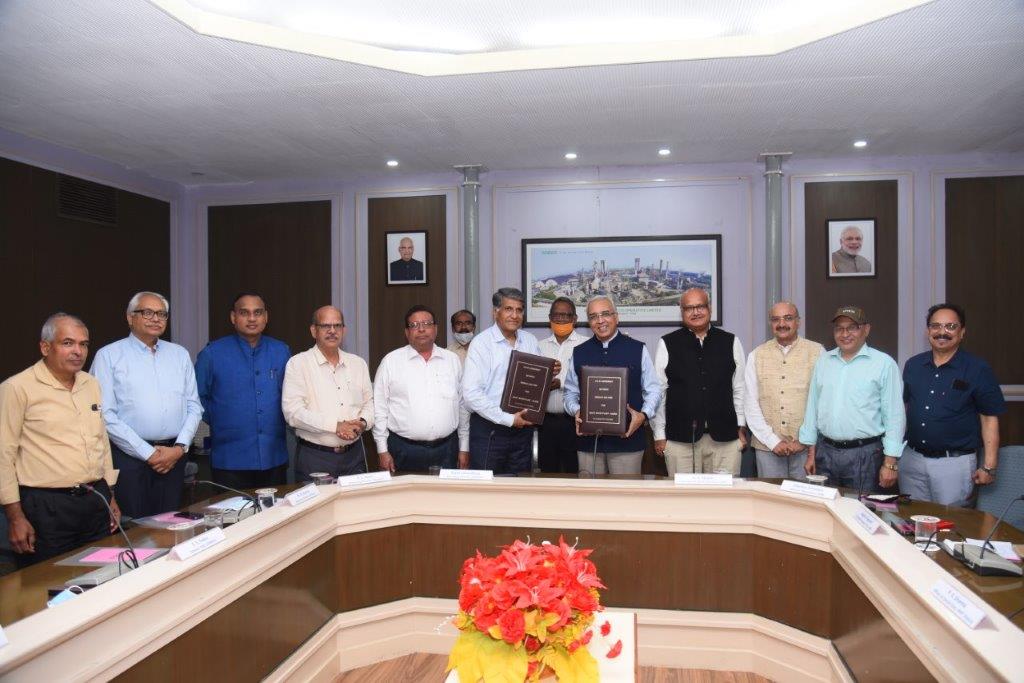 Visit to HWP, Hazira and Signing of MOU with KRIBHCO - March 4-6, 2021