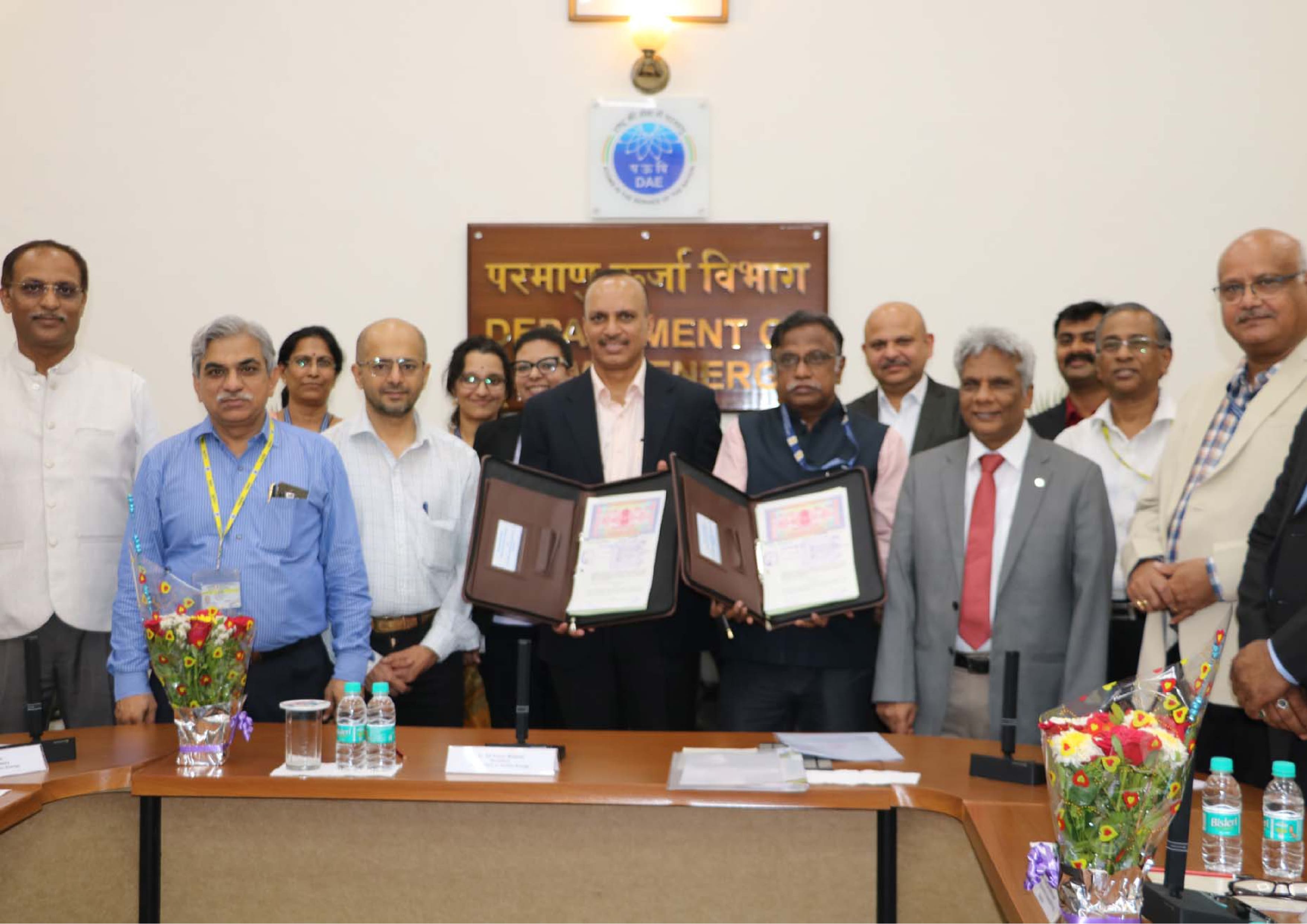 Agreement signing ceremony between Heavy Water Board, Mumbai and M/s Sigma Aldrich Chemicals Private Ltd., Bengaluru held on 18th May 2023 at DAE